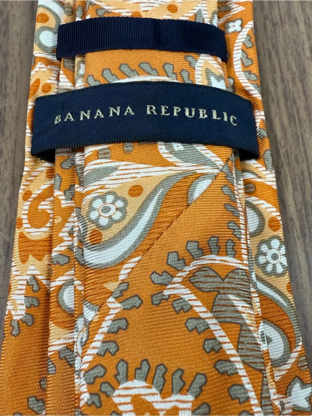 Banana Republic silk paisley
